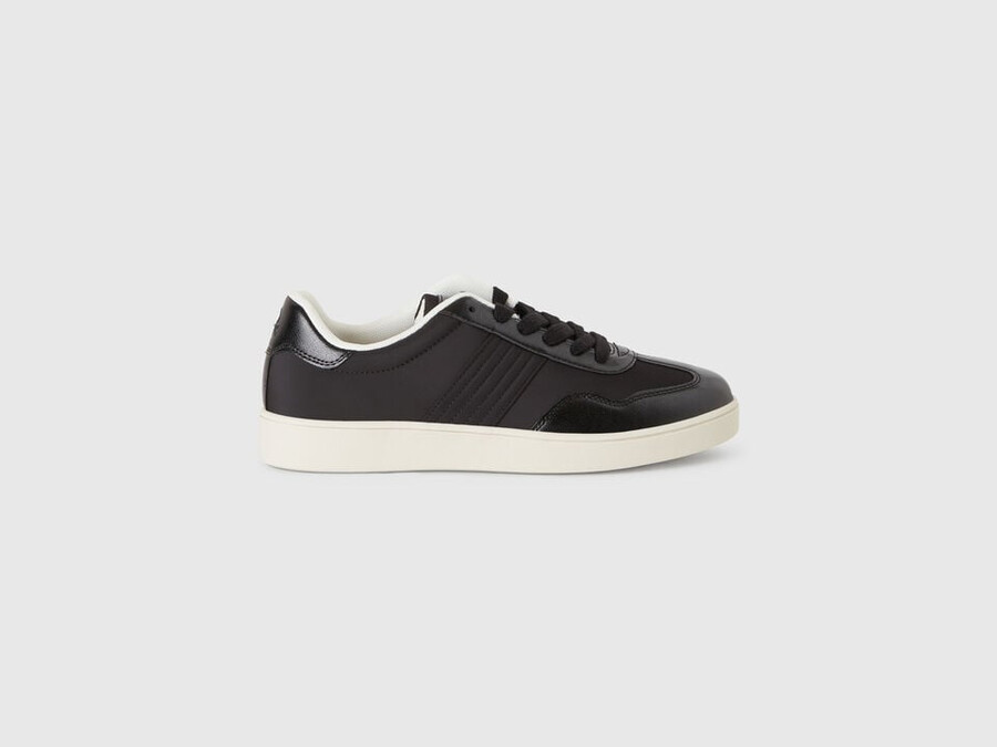 niedrige sneaker mit strickmustermischung