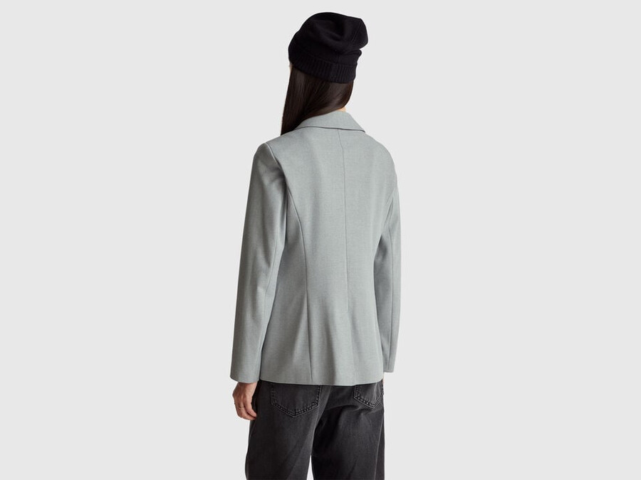 schmal geschnittener blazer