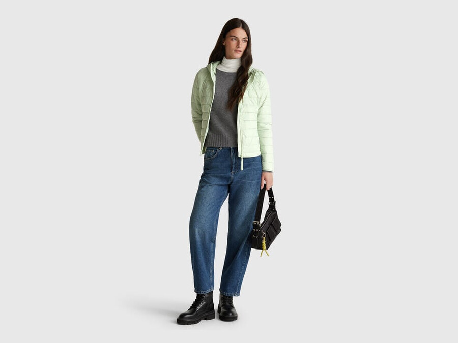 schmal geschnittene steppjacke