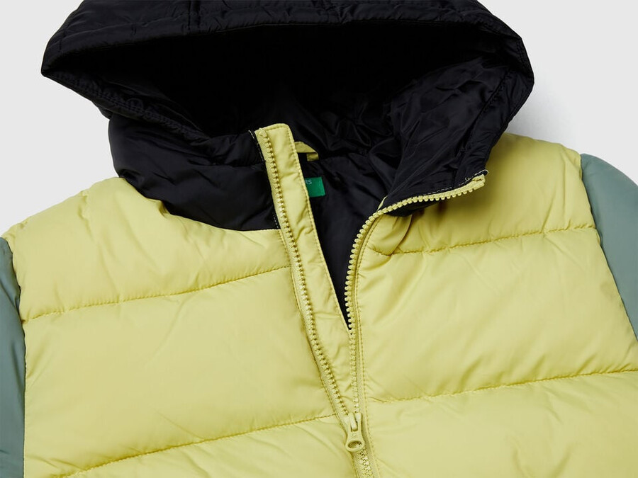 wattierte jacke mit kapuze